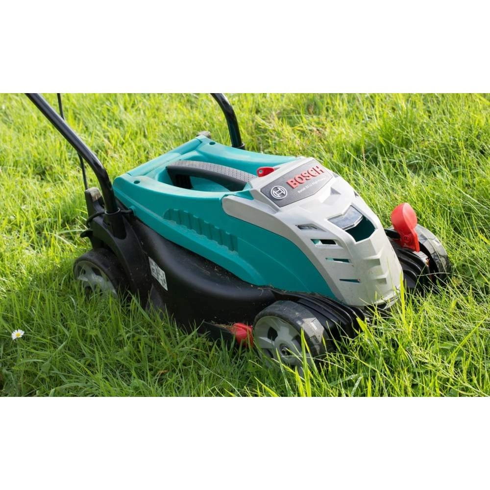 Газонокосилка электрическая BOSCH ROTAK 32 Li
